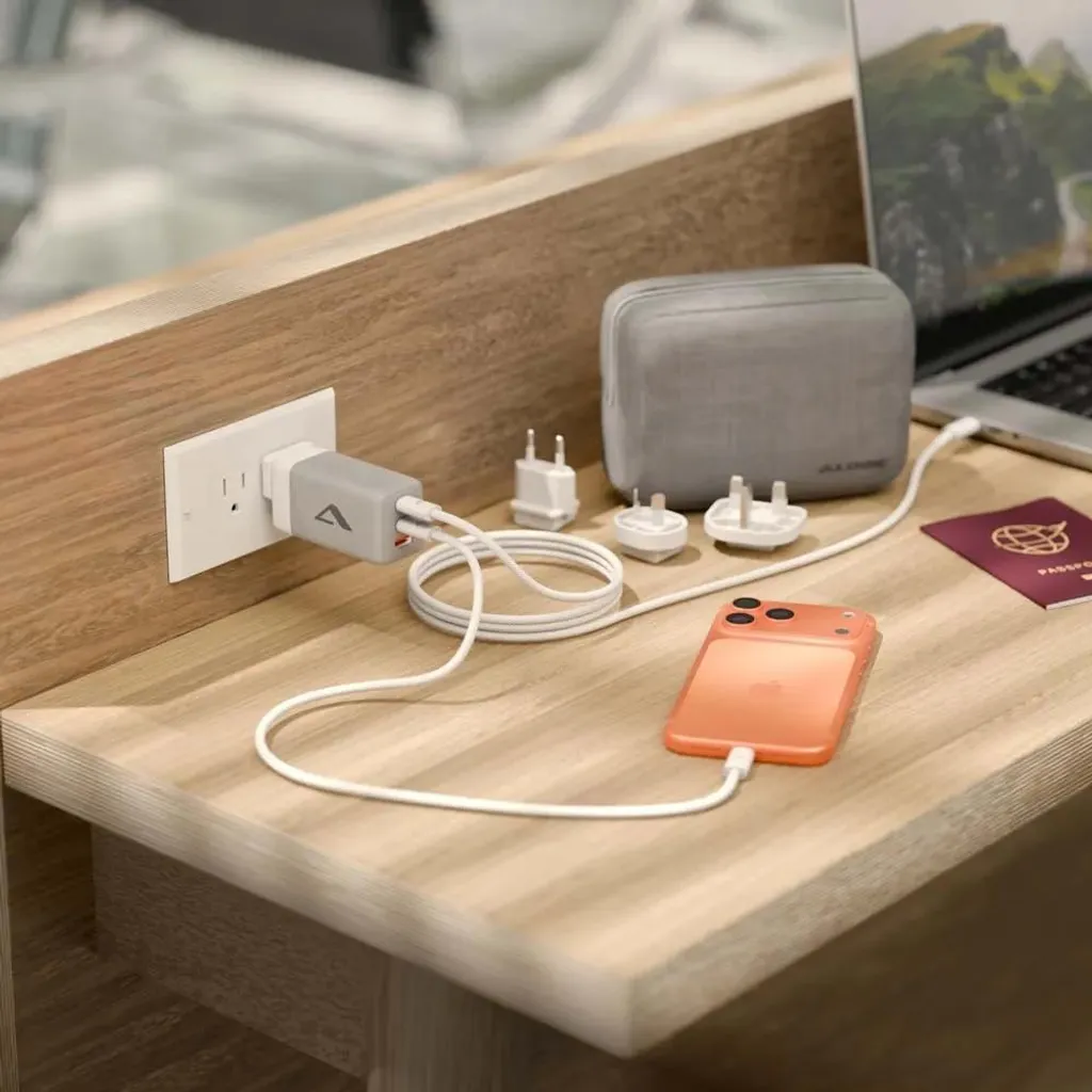 Chargeur Universel Ordinateur et Smartphone 100W Alogic Multi-Pays