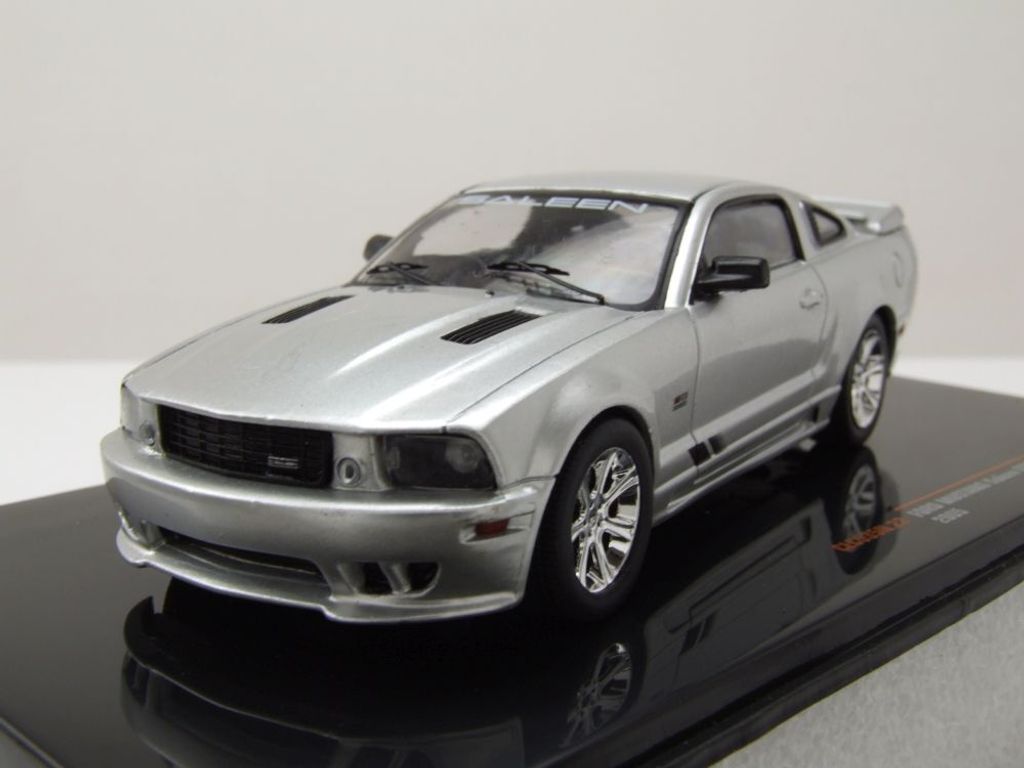 ixo models CLC535 Ford Mustang Saleen S281 2005 grau Produktbild 