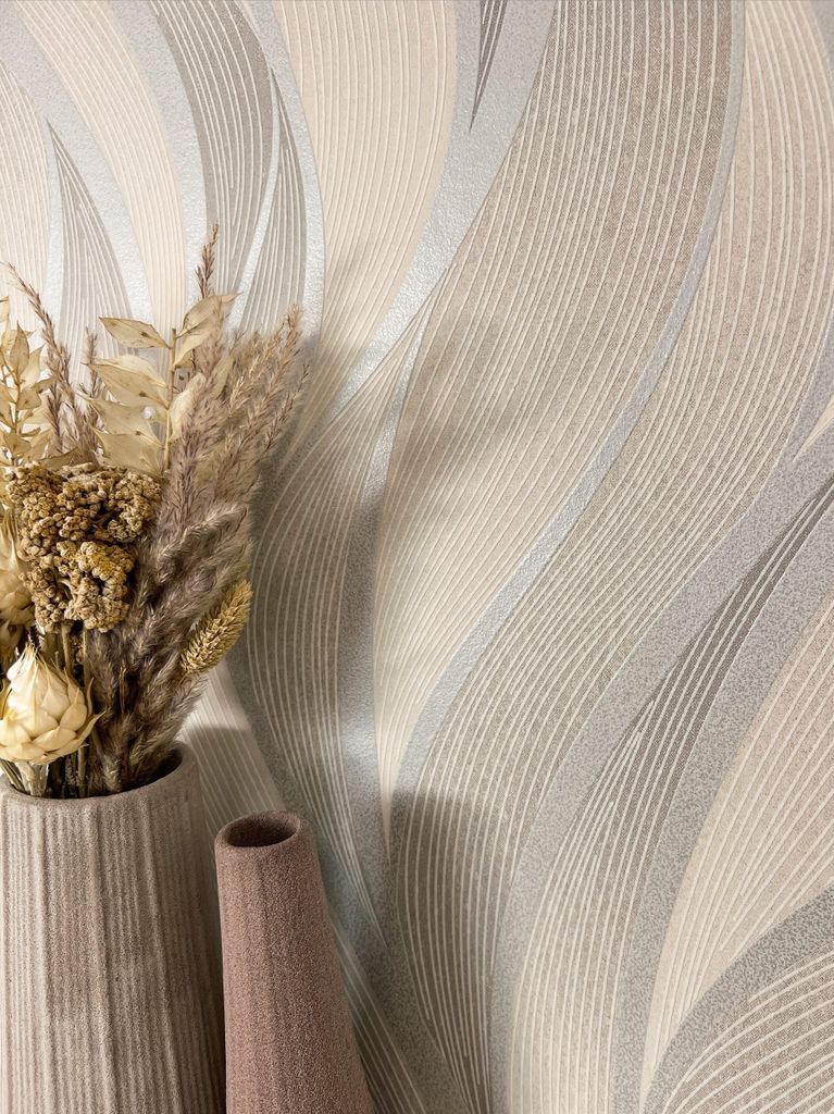 NEWROOM Tapete Faria Beige Vliestapete - Streifen Wellen Produktbild 