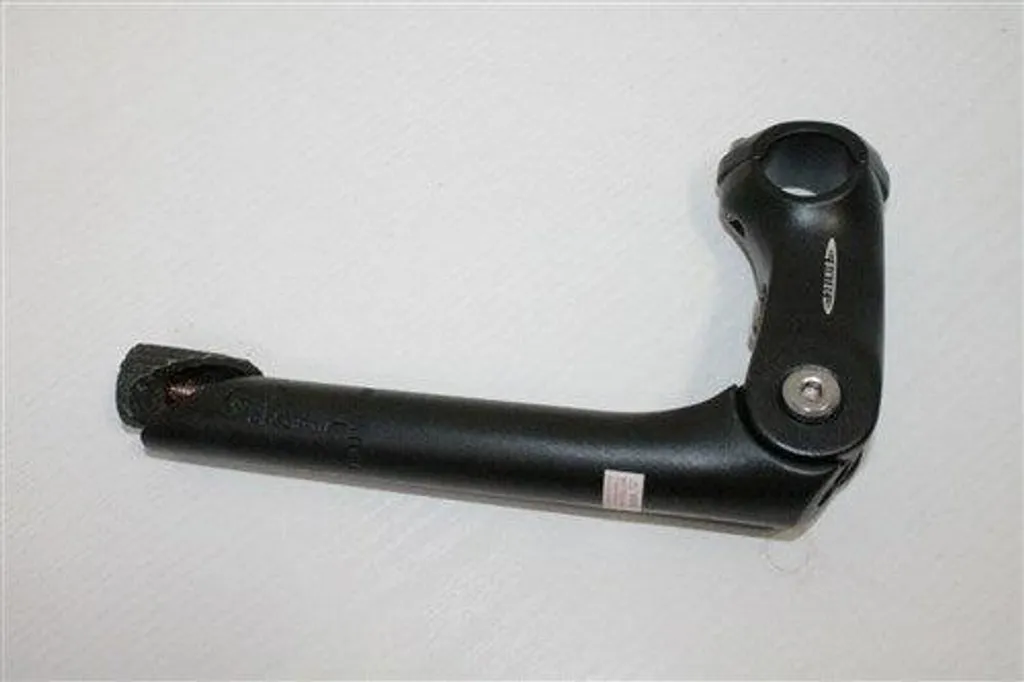 RST Sintec Potence 25,4 mm Noire 90 mm : Finissez-en avec le Jeu de Guidon
