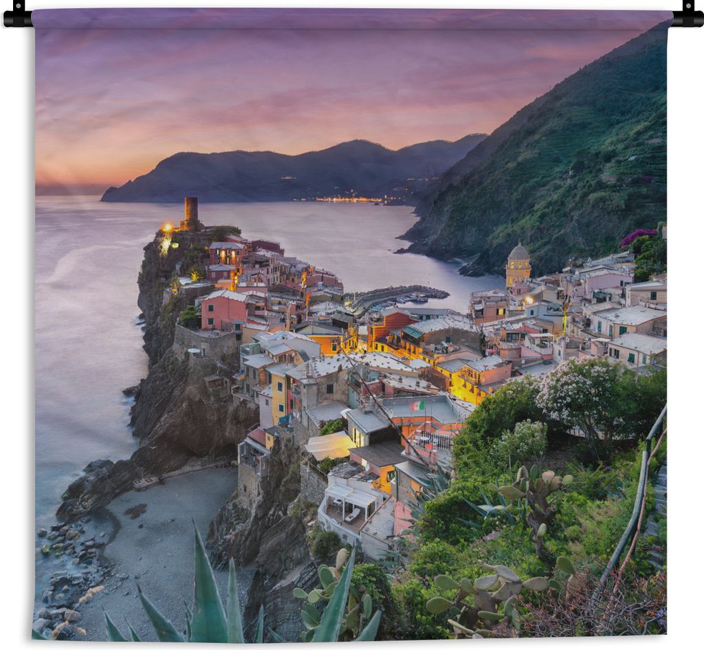 MuchoWow Wandteppich Wandbehang Blick auf beleuchtete Häuser und das Meer in Cinque Terre 60x60 cm Tapisserie Dekoration Wandtuch - Dekorationen...