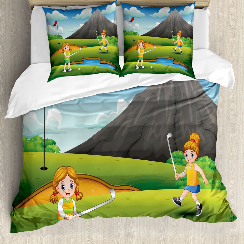 ABAKUHAUS Golfplatz-Szene Bettbezug Set für Einzelbetten, Golfer Kinder, Milbensicher Allergiker geeignet mit Kissenbezug, 200 cm x 200 cm - 80 x ...
