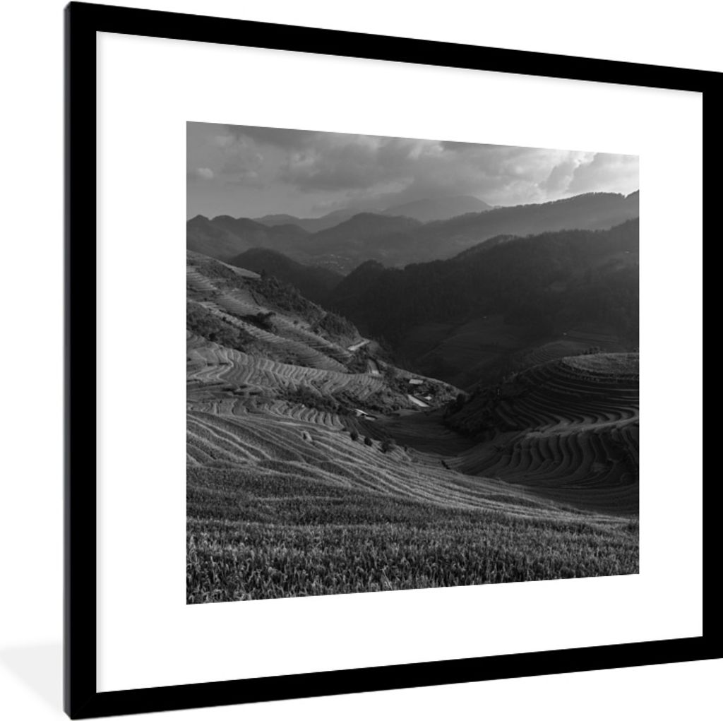 MuchoWow MuchoWow Gerahmtes Poster Indonesien - Natur - Schwarz - Weiß 40x40 cm - Poster mit zchwarzem Bilderrahmen - Poster - Plakat im Rahmen