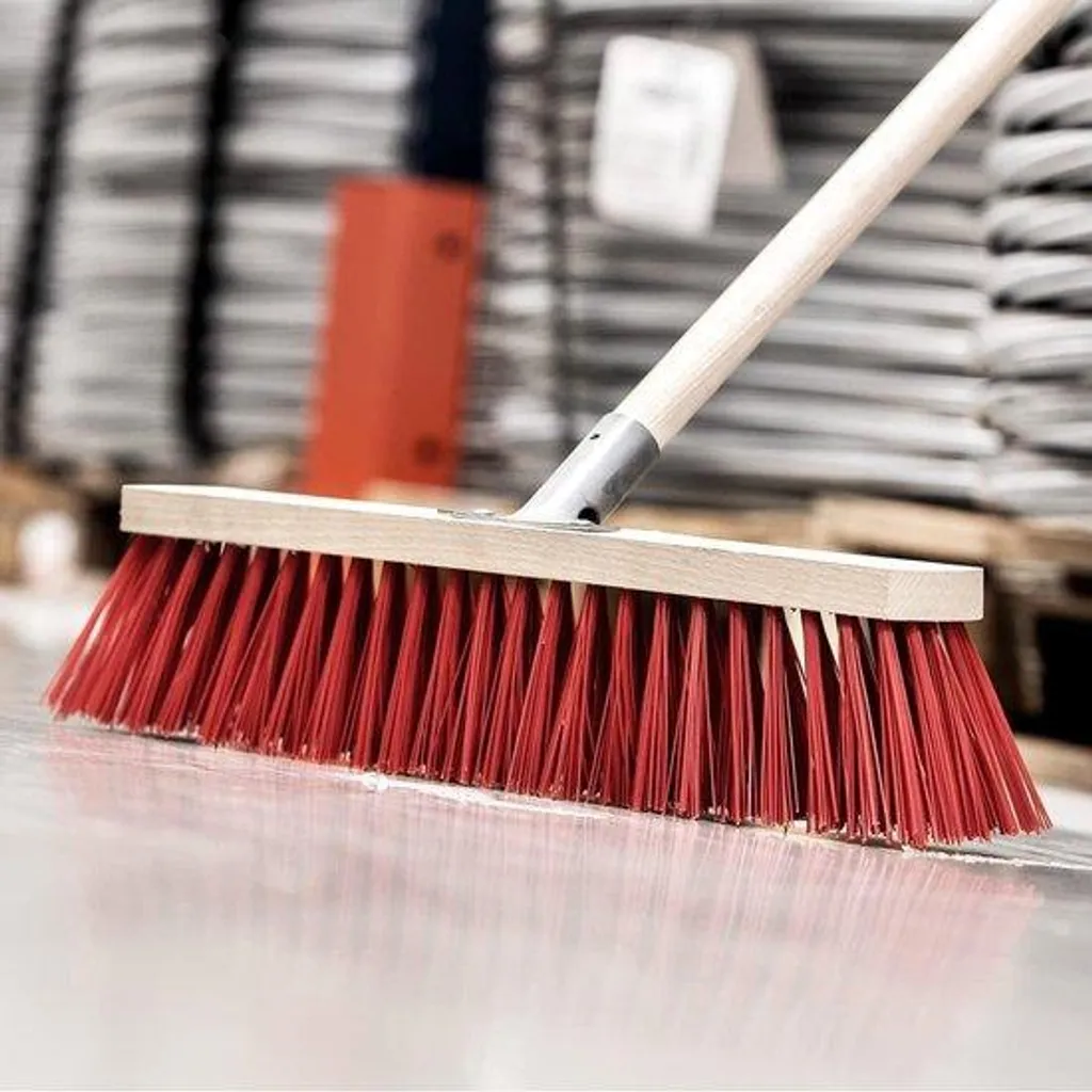 Brosse industrielle 40 cm série 26 : stop aux poussières rebelles