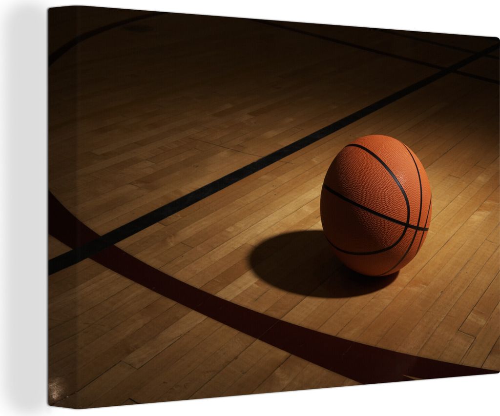OneMillionCanvasses - Leinwandbilder - 140x90 cm, Ein Basketball im Scheinwerferlicht auf einem Basketballplatz, Wandbilder Kunstdruck Wanddekora...
