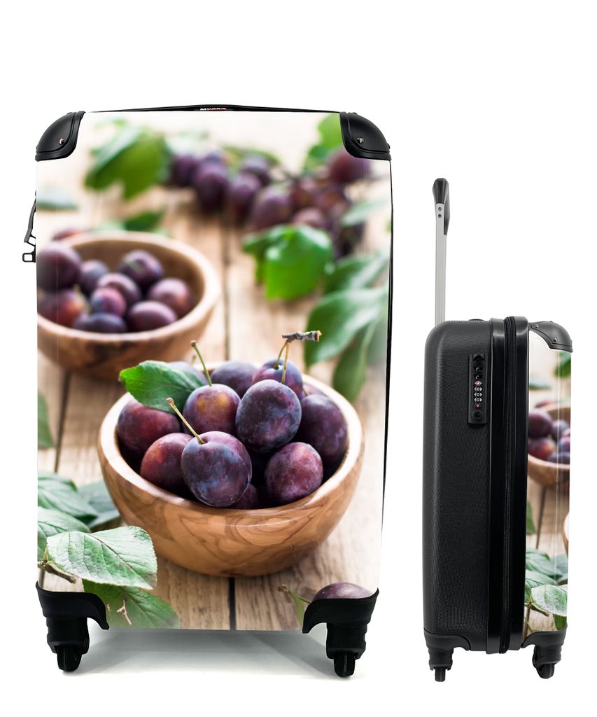 MuchoWow Koffer Handgepäck Trolley Rollkoffer Kleine Reisekoffer mit 4 Rollen - Pflaumen in Holzschalen zwischen grünen Blättern - Cabin Size ...