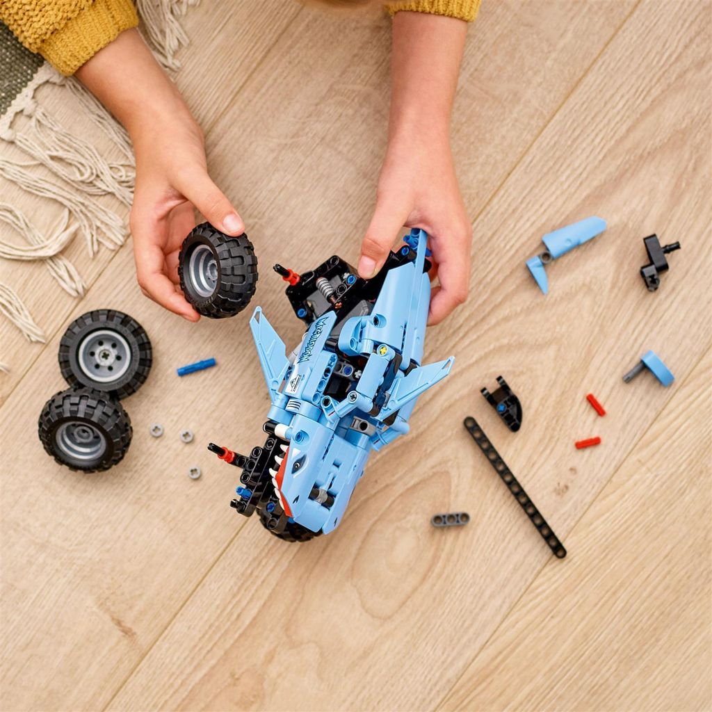 LEGO 42134 Technic Monster Jam Megalodon, Spielzeugauto für Produktbild 17