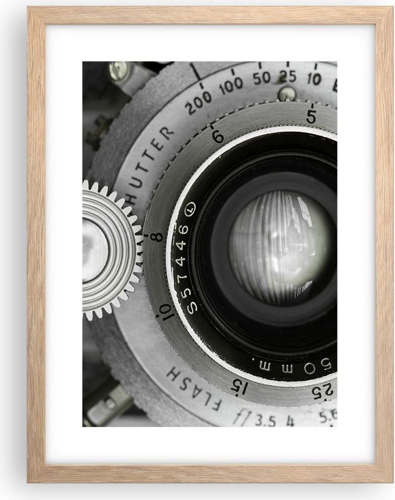 Gerahmtes Poster - Rahmen in heller Eiche - Objektiv Schwarzweiß Vintage - 30x40 cm - Wand Bild - Wanddeko - Wandbilder - Kunstposter - Wandposter...