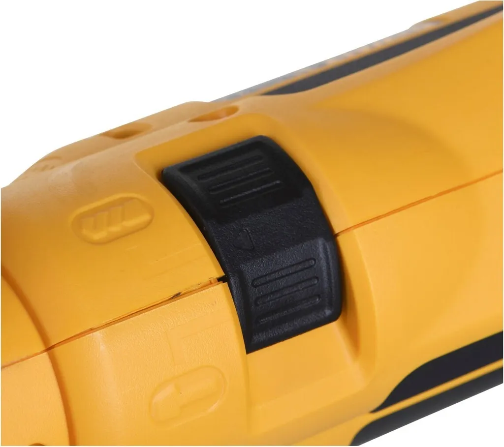 Perceuse à percussion DeWALT DWD024 - Mandrin à clé 650W 2800 tr/min - 11