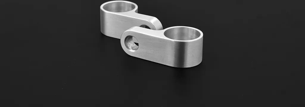 Alloggiamento Indicatori Argento Tipo4 - Coppia di Supporti Moto Professionali