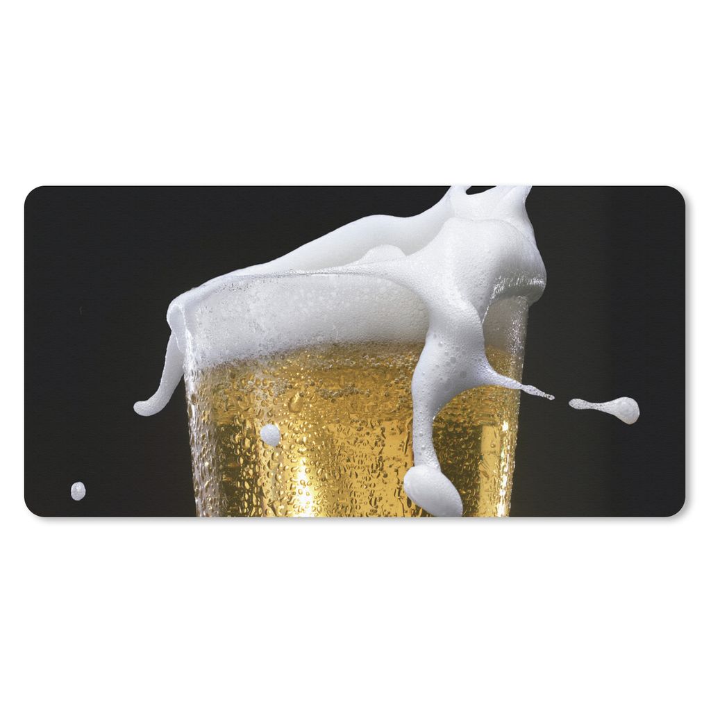 MuchoWow Mauspad Mousepad Leckeres Bier auf schwarzem Hintergrund 60x30 cm - Mousepads - Maus Mat - Pad - Mausunterlage - Nachhaltig