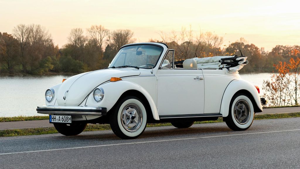 Jochen Schweizer Oldtimer fahren Hamburg (8 Std.); Erlebnis verschenken oder selbst erleben; Gutschein gültig für 1 Person Gruppengröße: 1-4 P...