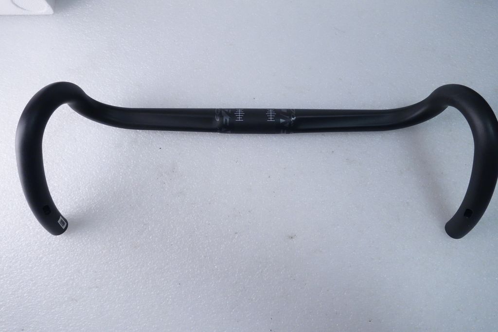 Easton EC70 AX Di2 Drop Lenker 31,8mm 42cm - leichter Carbonlenker für Gravel...