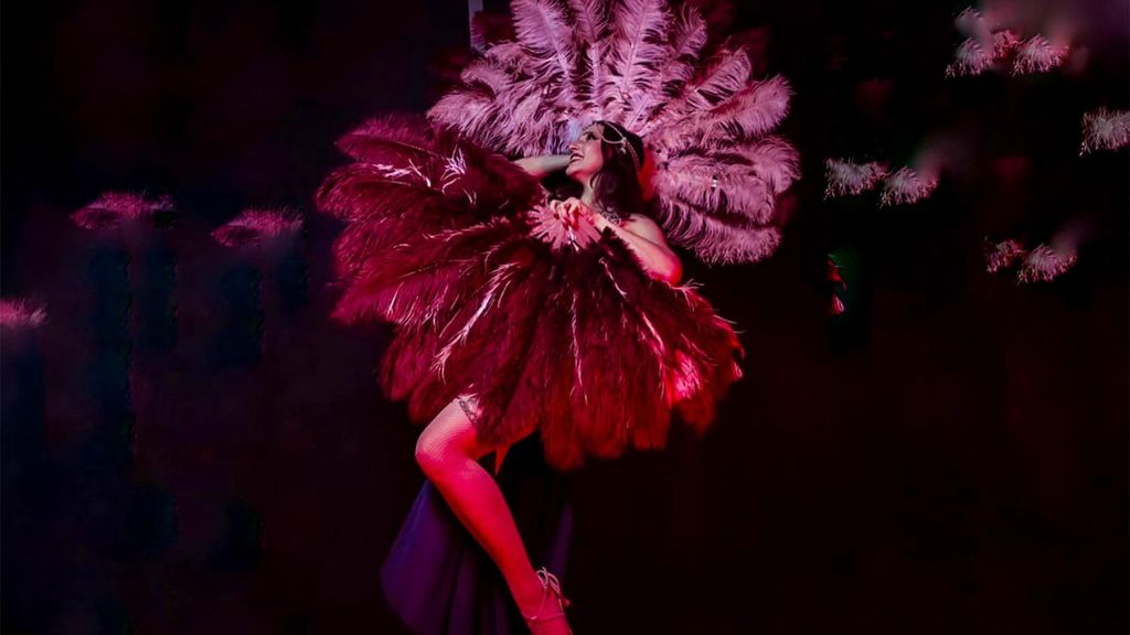 Jochen Schweizer Burlesque Show Heidelberg; Erlebnis verschenken oder selbst erleben; Gutschein gültig für 1 Person