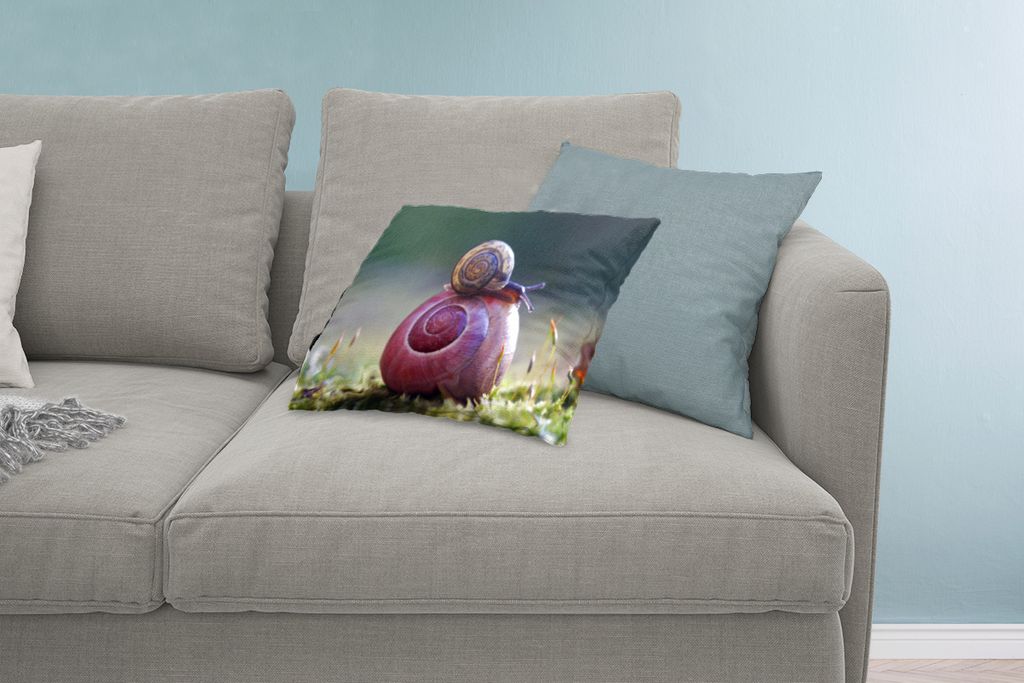 MuchoWow Zierkissen Sofakissen Wohnzimmer Dekokissen 60x40 cm Schnecken - Gras - Frühling - Kopfkissen - Polster mit Foto
