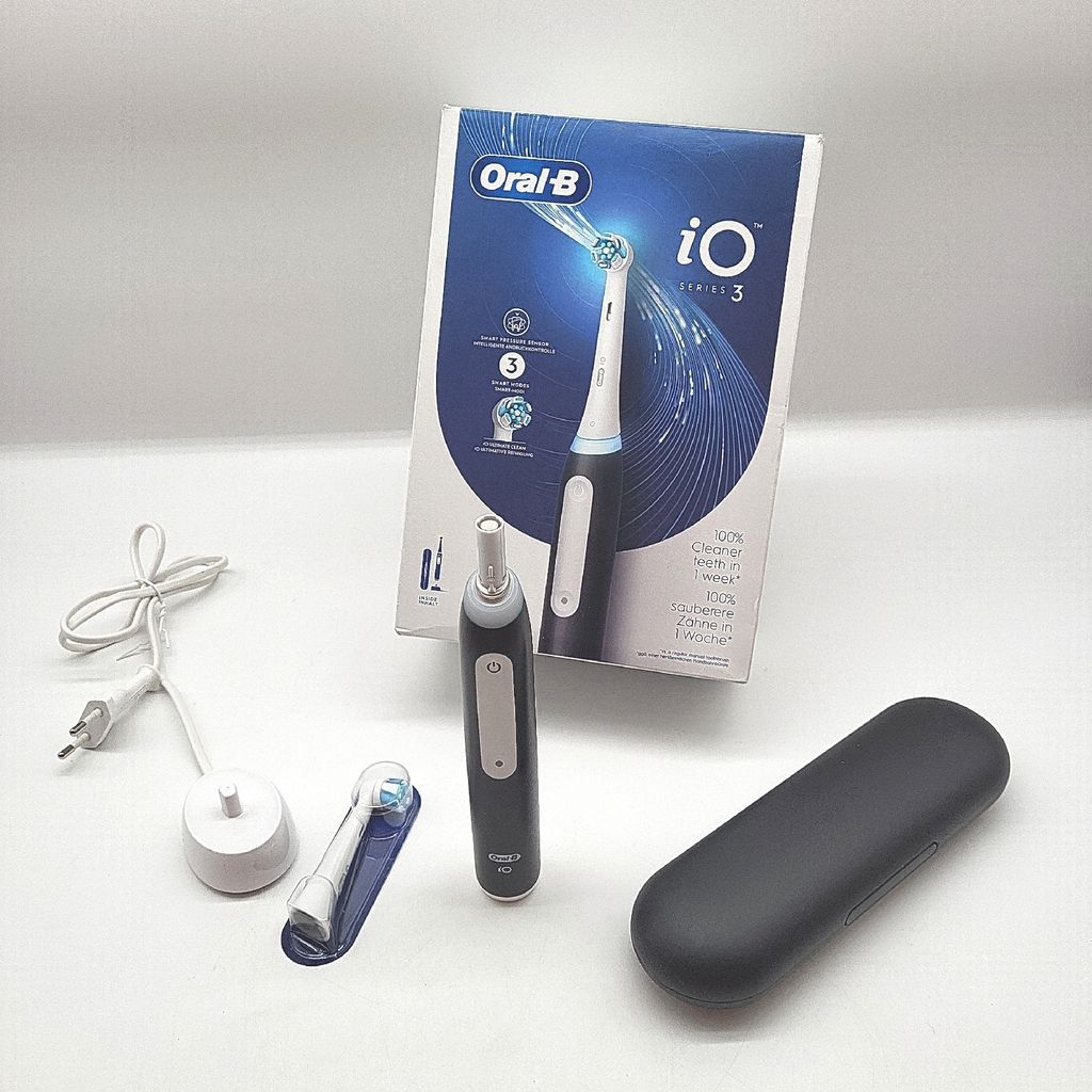 Oral-B iO Series 3 Matt Black mit Reiseetuie, Elektrische Produktbild 11