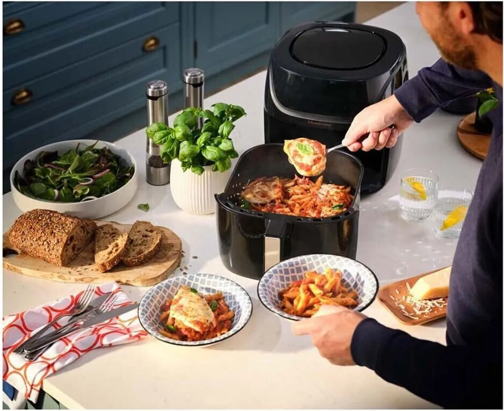 Cuisinez sain avec le Russell Hobbs 27160-56 SatisFry Air Medium 4 Litres