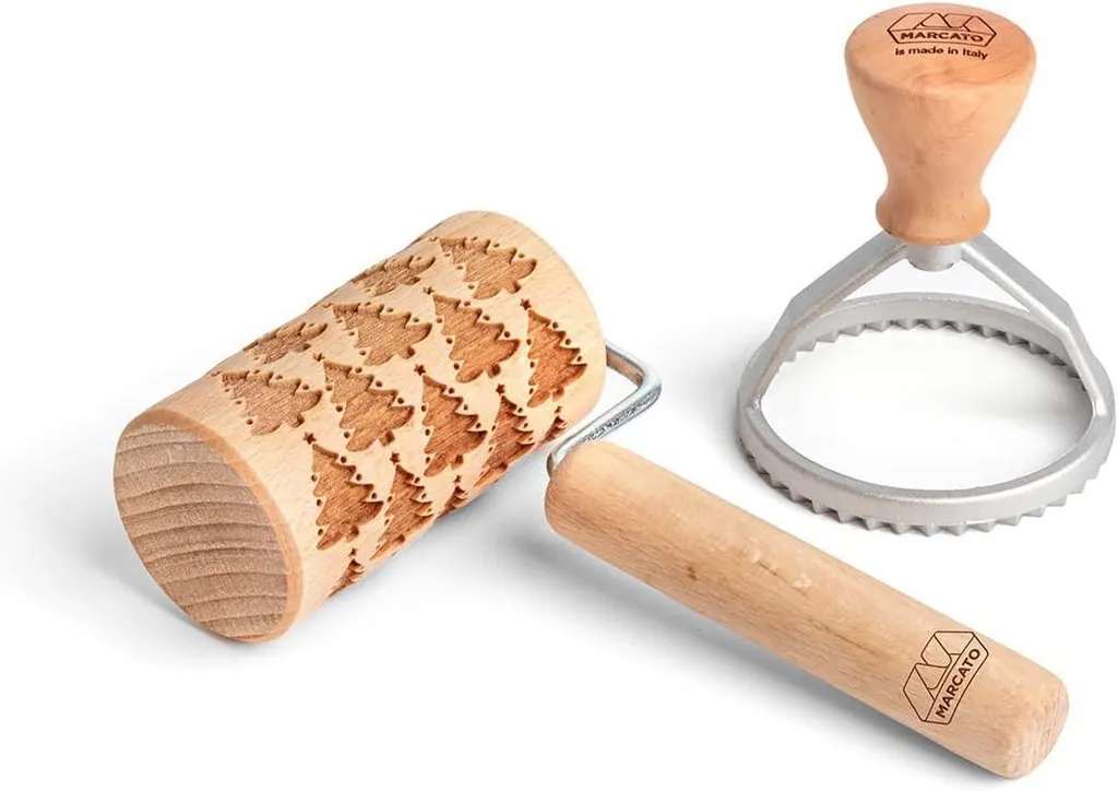Réussissez vos Biscuits de Noël sans Effort avec la Presse Marcato Verte