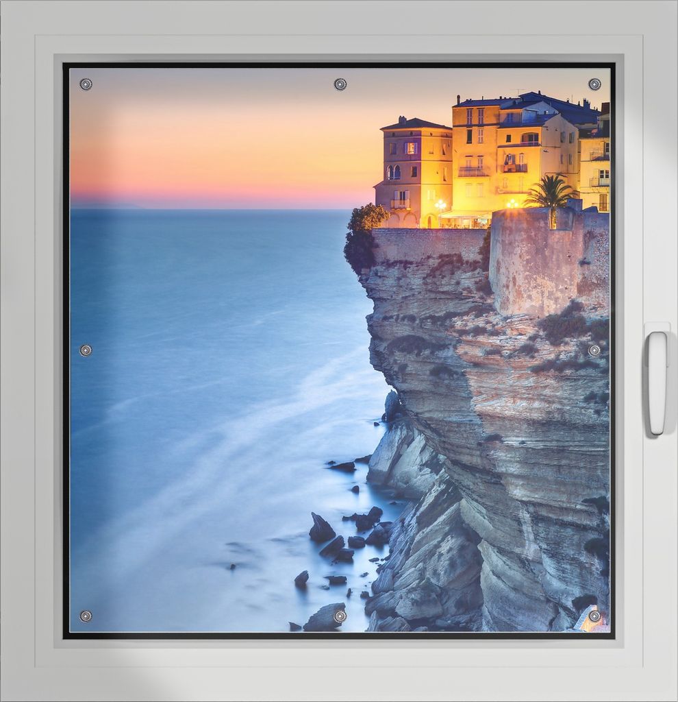 Wallario Lichtschutzbild, Dekorativer Sichtschutz Sonnenschutz 96 x 93 cm mit Motiv: Haus an der Klippe - Verdunklung ohne Bohren