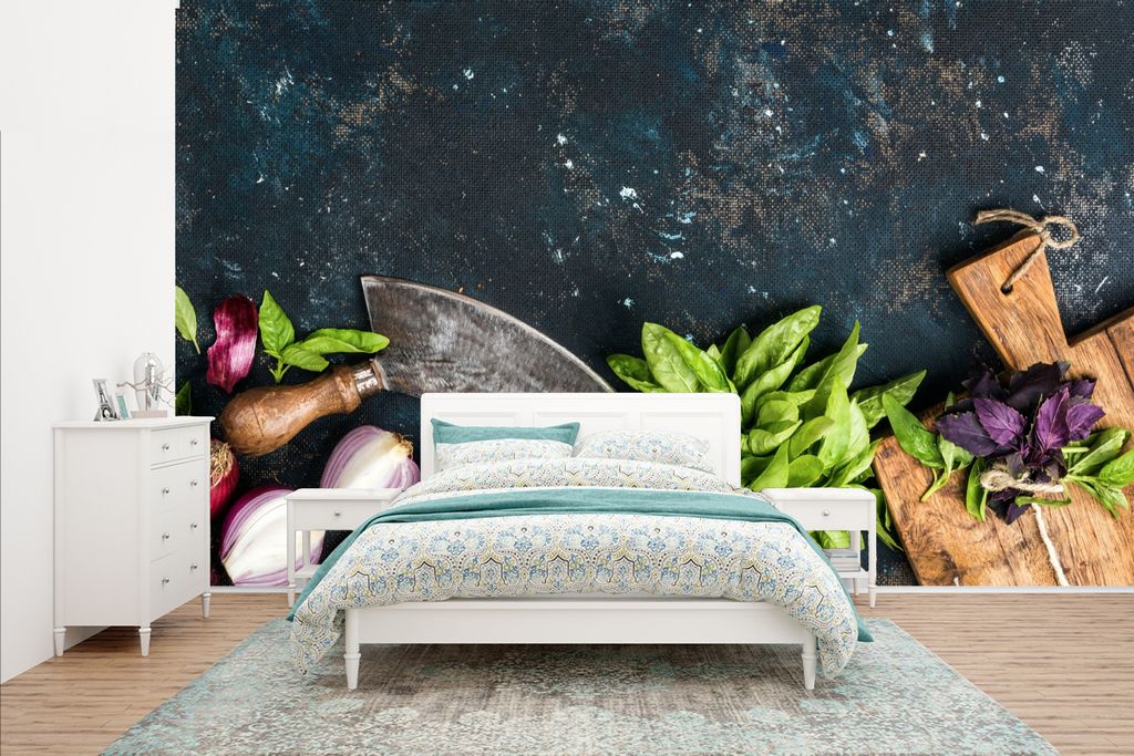 MuchoWow Fototapete für Wohnzimmer oder Schlafzimmer Wandtapete Vinyl Motivtapete Gemüse - Kräuter - Wiegemesser - Zwiebel - Gewürze - Rustik...