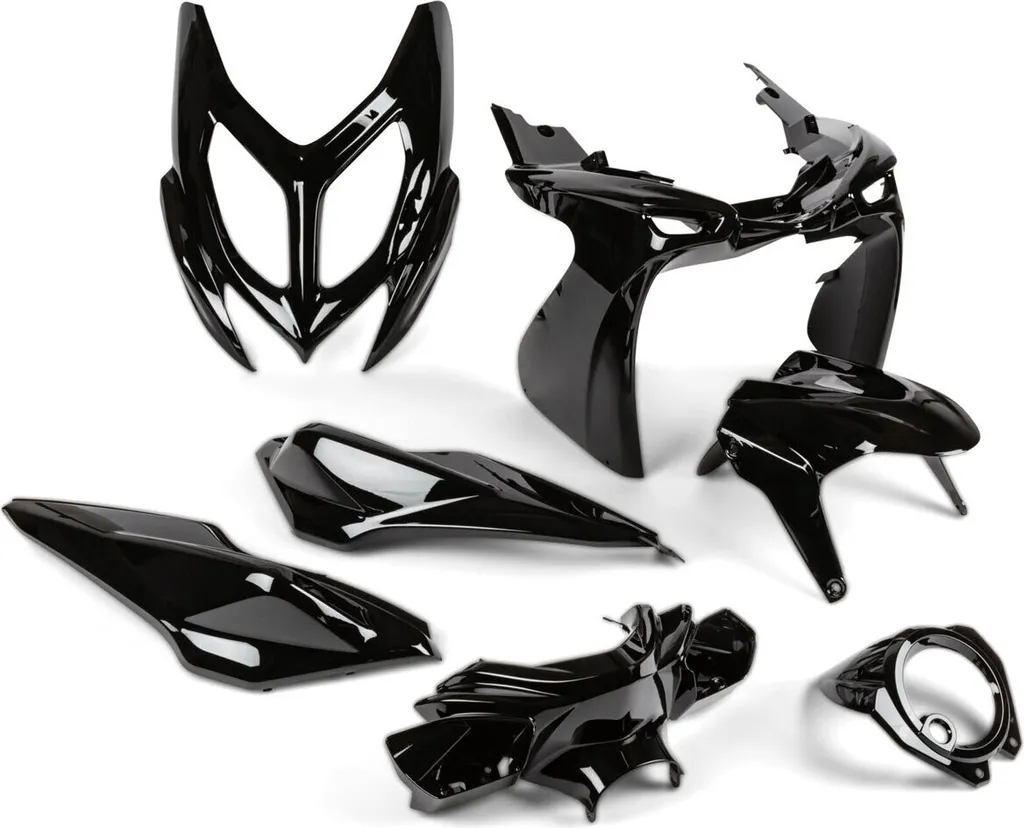 Kit d'habillage STR8 7 pièces noir brillant pour réparer votre scooter