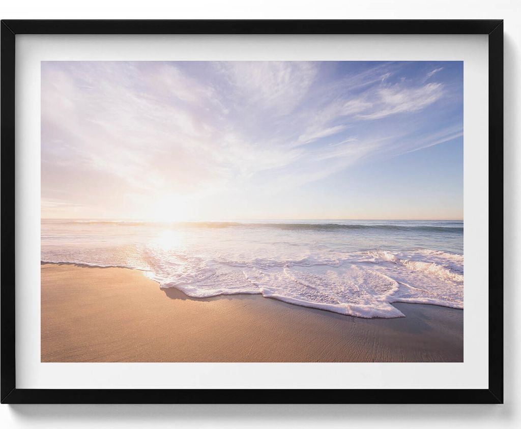 Ruhige Aussicht auf Strand und Meer– Wandbild mit Rahmen – Gerahmtes Bild – Wanddekoration – 80x60 cm – Schwarz Rahmen