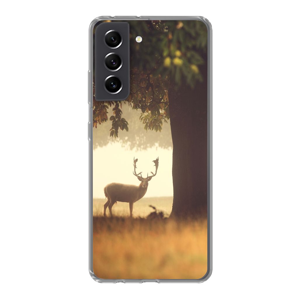 MuchoWow Handyhülle Schutzhülle Hülle für Samsung Galaxy S21 FE Hirsche - Bäume - Wald Silikon Softcase Handy Hülle - Mobiltelefonhülle