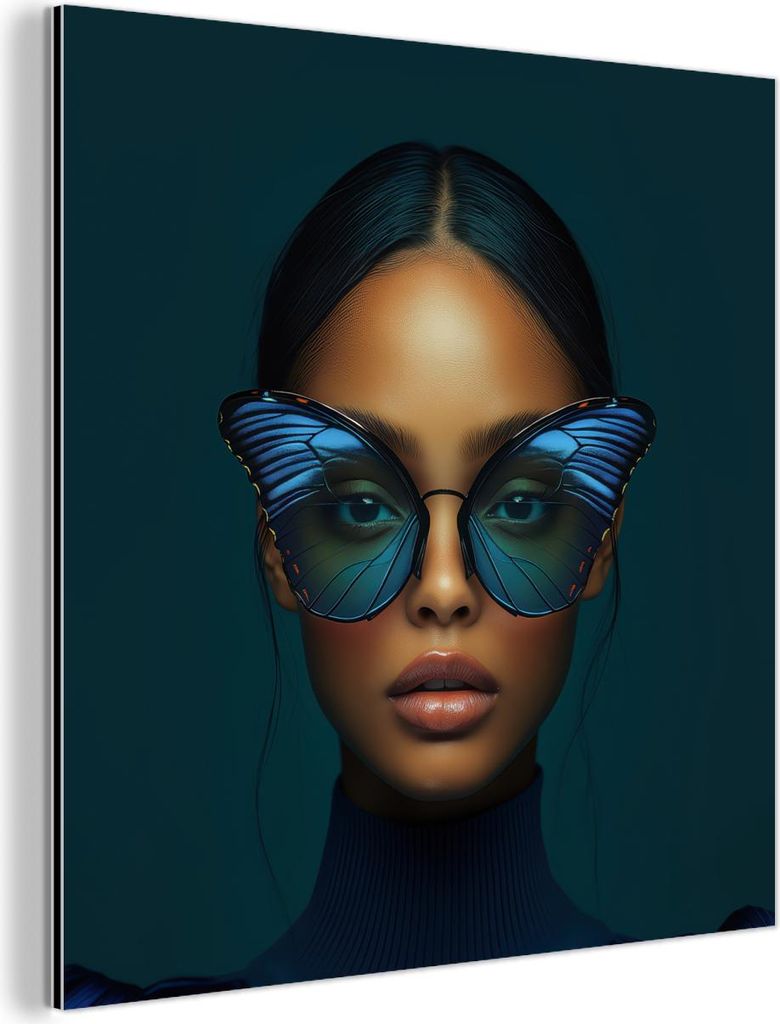 MuchoWow Wanddekoration Metall Metallbild Wandkunst 50x50 cm Frau - Schmetterling - Brille - Blau - Modern - Porträt MuchoWow Aluminium Gemälde -...