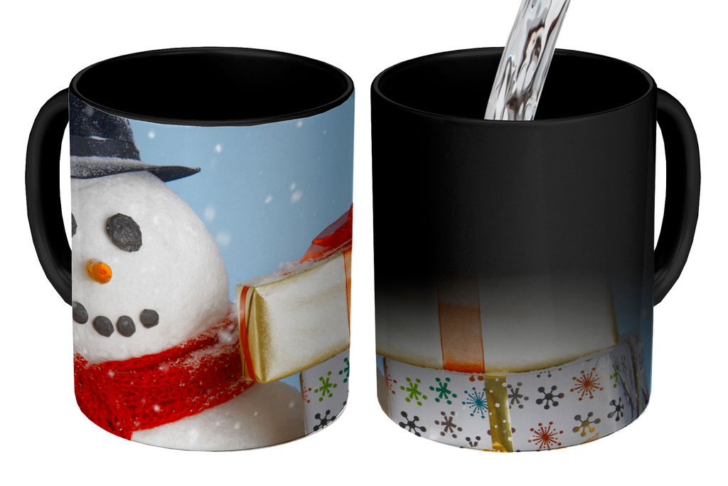 KitchenYeah Zauber Tasse Zaubertasse Magic Ein Schneemann mit Weihnachtsgeschenken 350 ml Farbwechsel Becher Geschenk Geschenkidee - Magic-Tasse ...