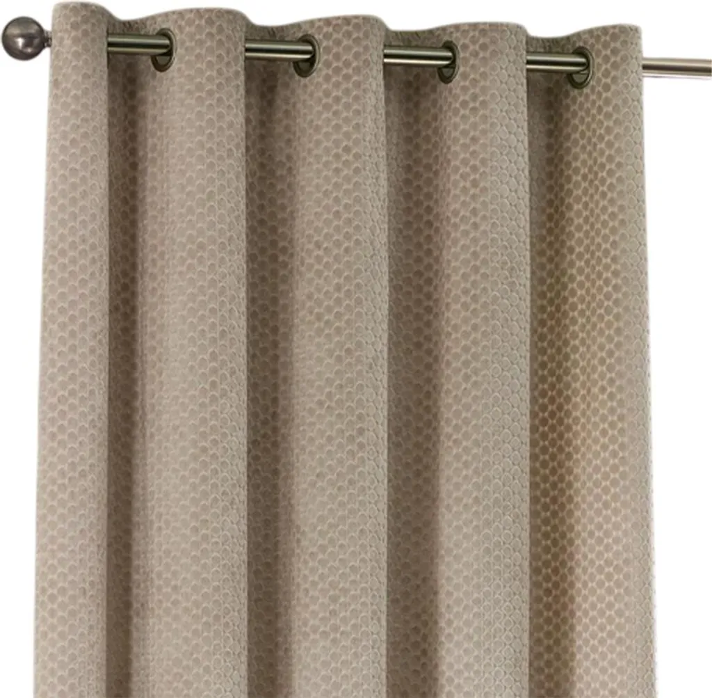 Rideau occultant velours Neptune champagne Furn 117x183 cm à œillets inox