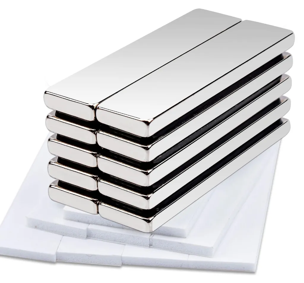 Barrettes magnétiques adhésives en néodyme lot de 10 pour tout support