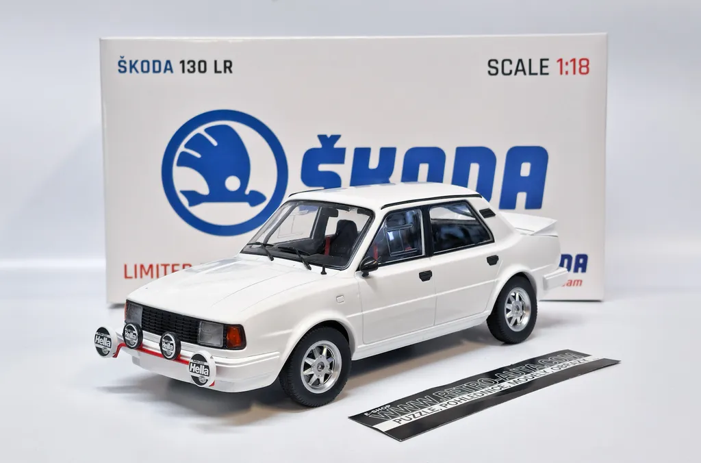 Modèle réduit Škoda 130 LR 1:18 Fox18 pour collectionneur automobile