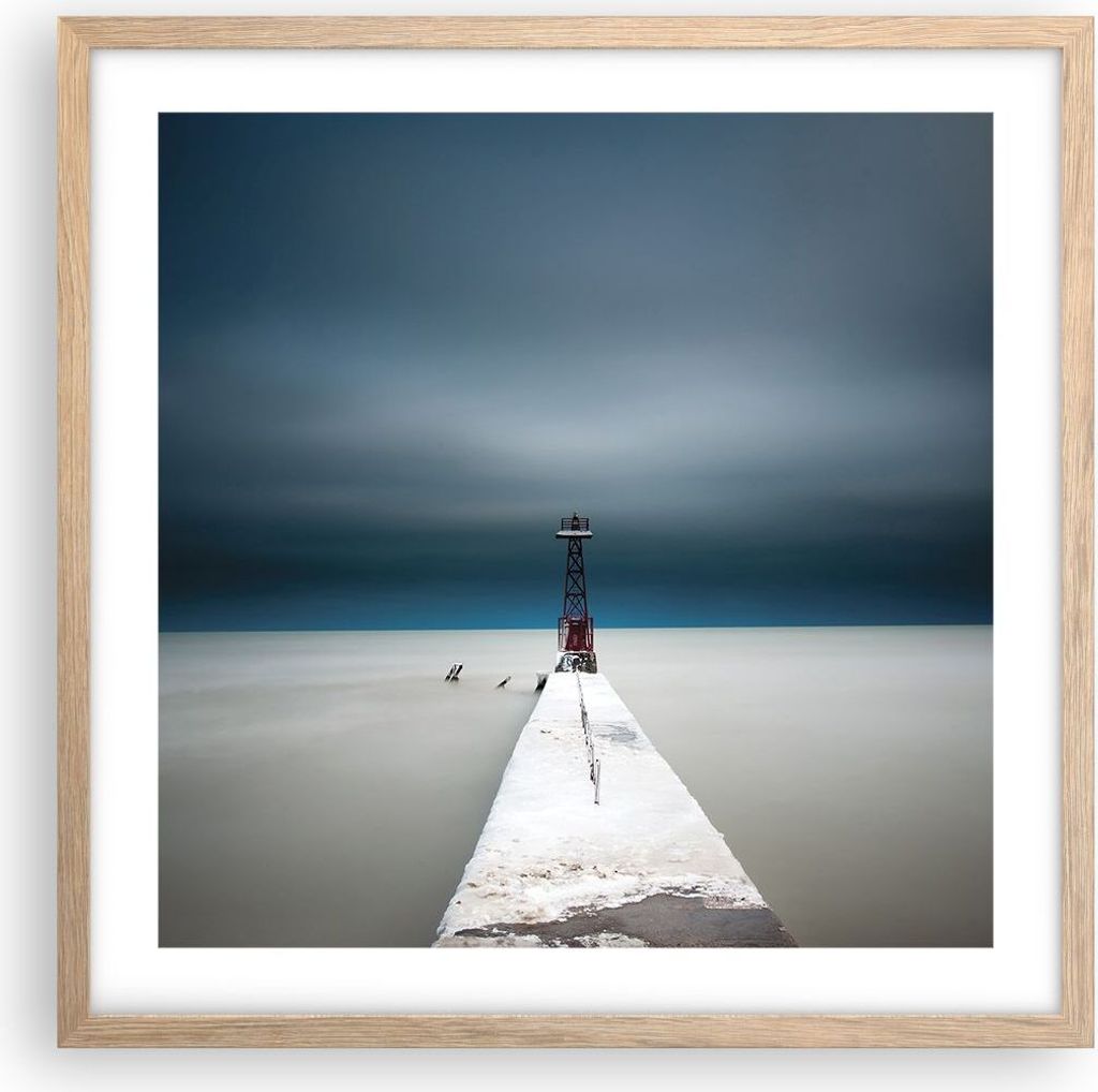 Gerahmtes Poster - Rahmen in heller Eiche - Turm Strand Himmel - 50x50 cm - Wand Bild - Wanddeko - Wandbilder - Kunstposter - Wandposter - Bilderra...