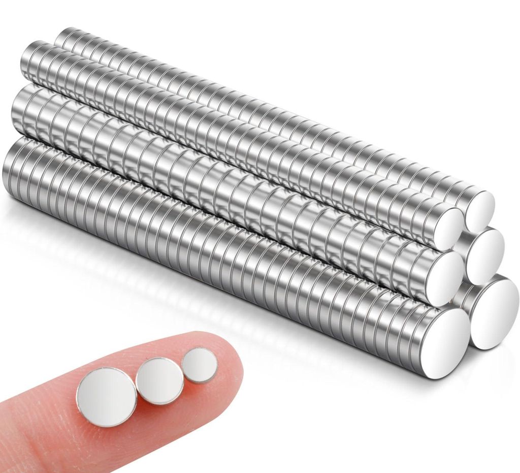 330 starke Magnete in drei Größen: 100 (5 x 1 mm), 110 (4 x 1,5 mm) und 120 (3 x 1 mm). Neodym-Magnete, extra stark, groß, rund und leistungssta...
