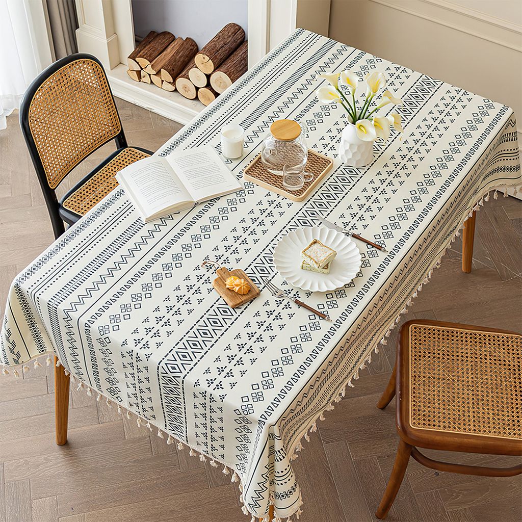 Tischdecke,Boho,Wasserdicht und ölbeständig,140*140cm,Geeignet für normale quadratische Tische,Mit Quasten,Schwarz und Weiß