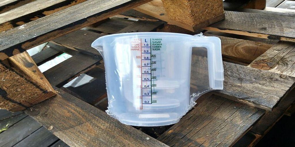 Messbecher Wasser,-Mehl und Zucker 3 Stück