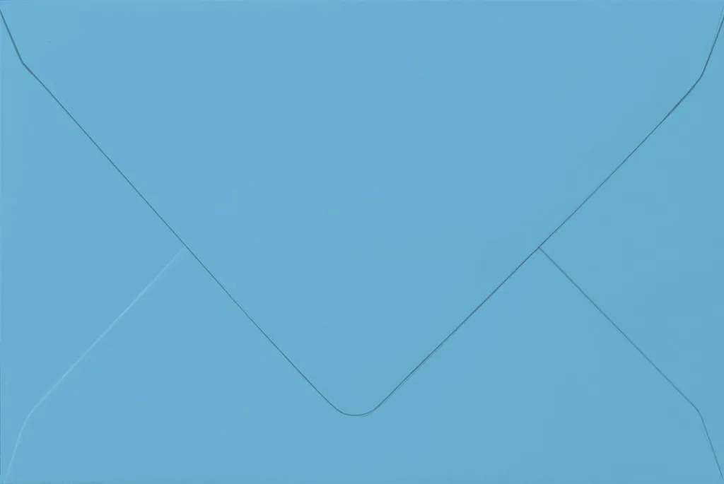 Enveloppe bleu azur opaque 125x180 mm : protégez vos courriers privés