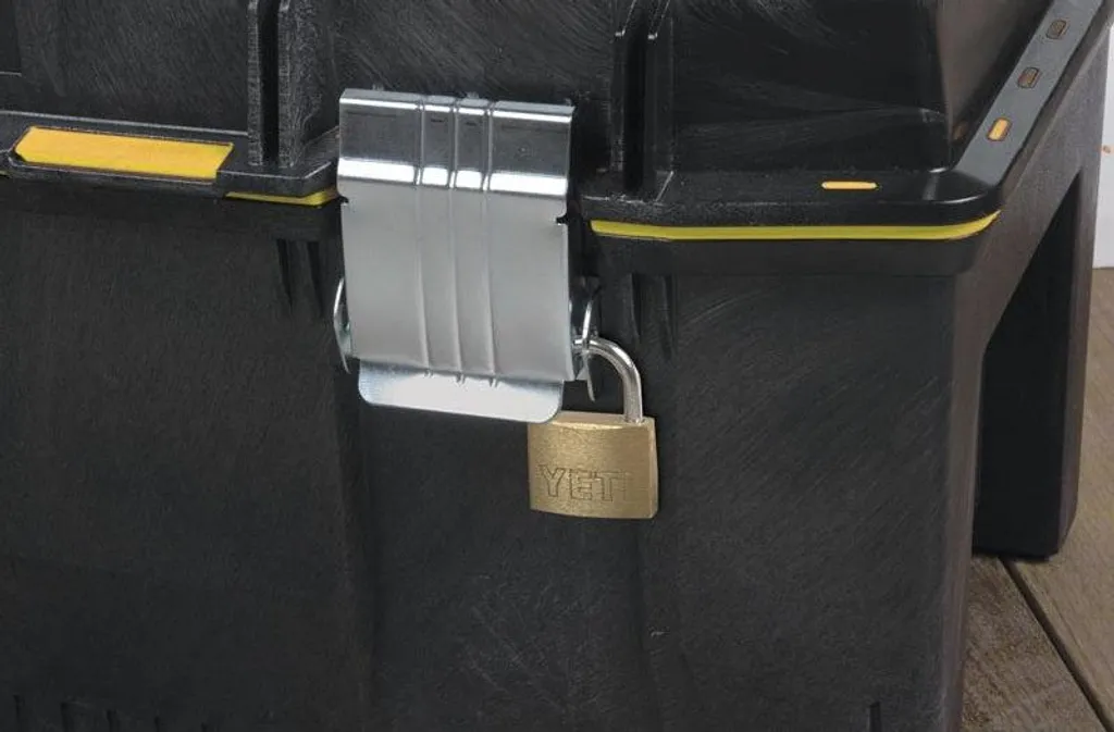 Caisse à outils Stanley FatMax Structural Foam avec bac de rangement