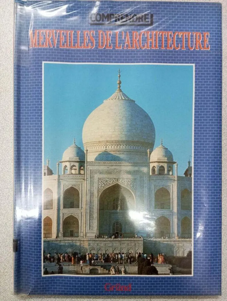 Merveilles de l'architecture : grand format relié avec photos panoramiques