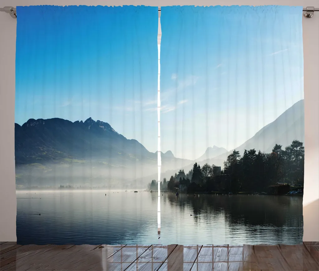 Rideau anti vis-à-vis motif Lac d'Annecy pour salon spacieux 280 cm