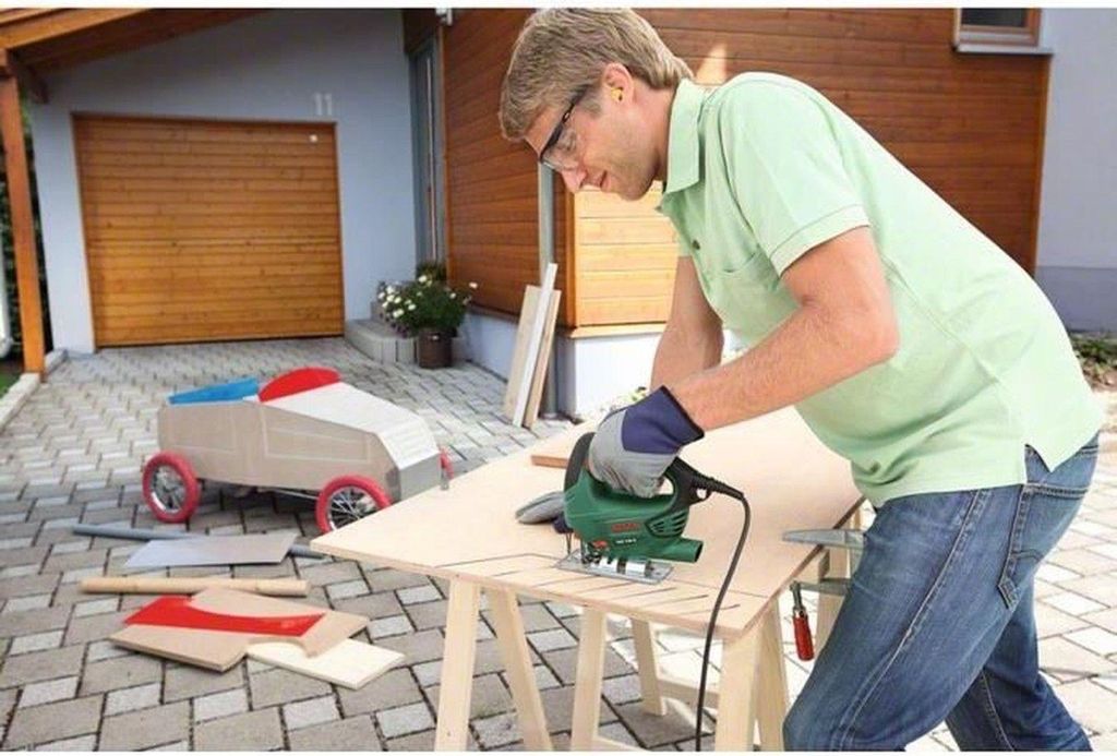 Seghetto Elettrico Bosch PST 700 E - 500 W, 1.7 Kg, Valigetta Inclusa, Per Tagli Precisi Su Legno E Metallo