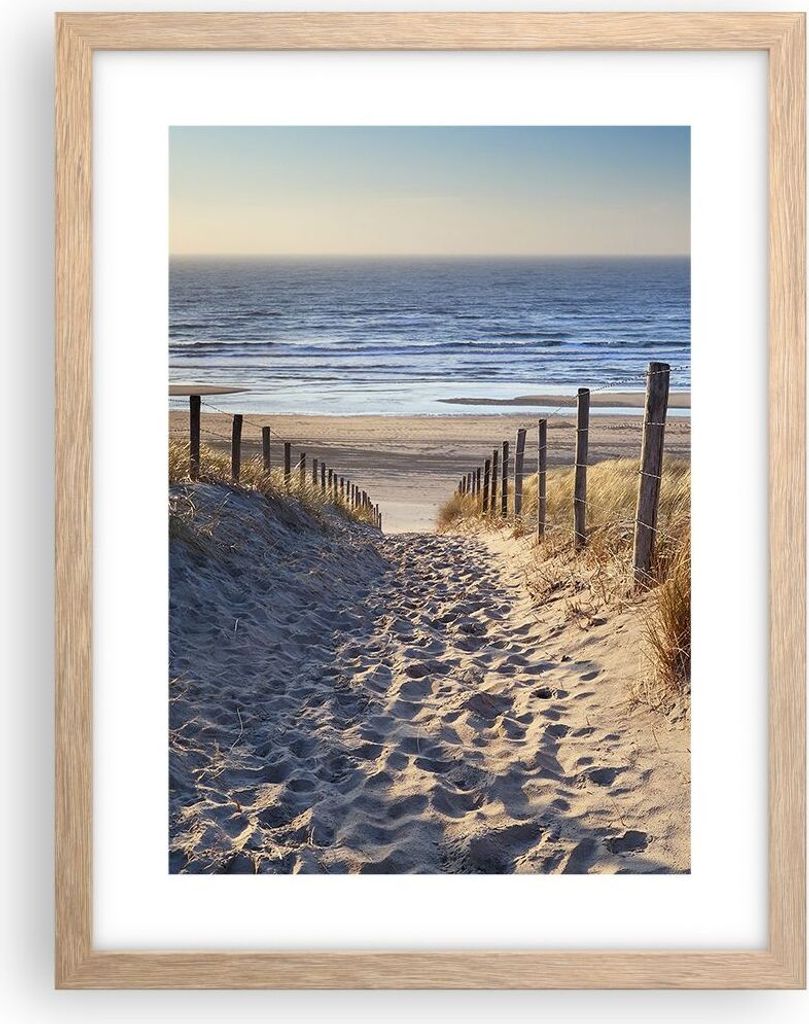 Gerahmtes Poster - Rahmen in heller Eiche - Meer Strand Düne - 30x40 cm - Wand Bild - Wanddeko - Wandbilder - Kunstposter - Wandposter - Bilderrah...
