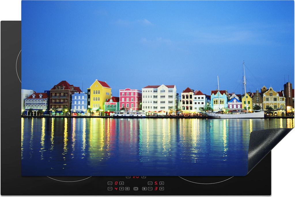 KitchenYeah Herdabdeckplatte Skyline - Willemstad - Curaçao , 81x52cm, Küche Deko, Glaskeramikkochfeld Herdabdeckung, Abdeckplatte fùr Kochfeld