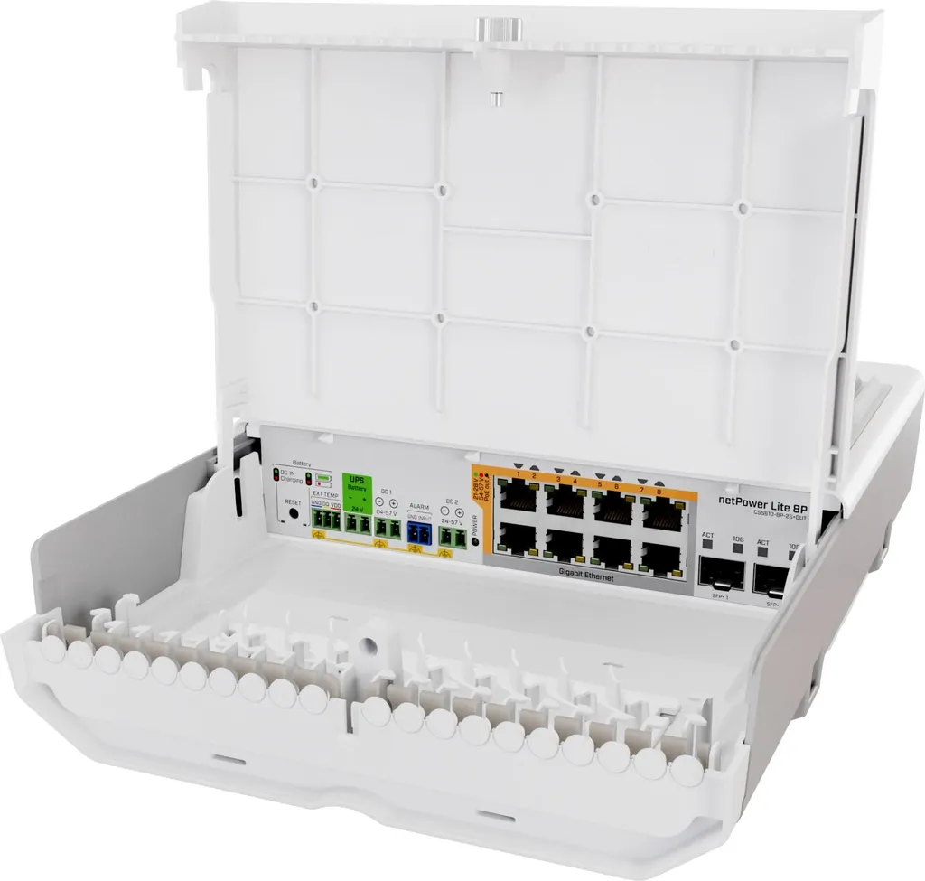 Commutateur PoE Extérieur Mikrotik CSS610-8P-2S+OUT 8 Ports Gigabit SFP+