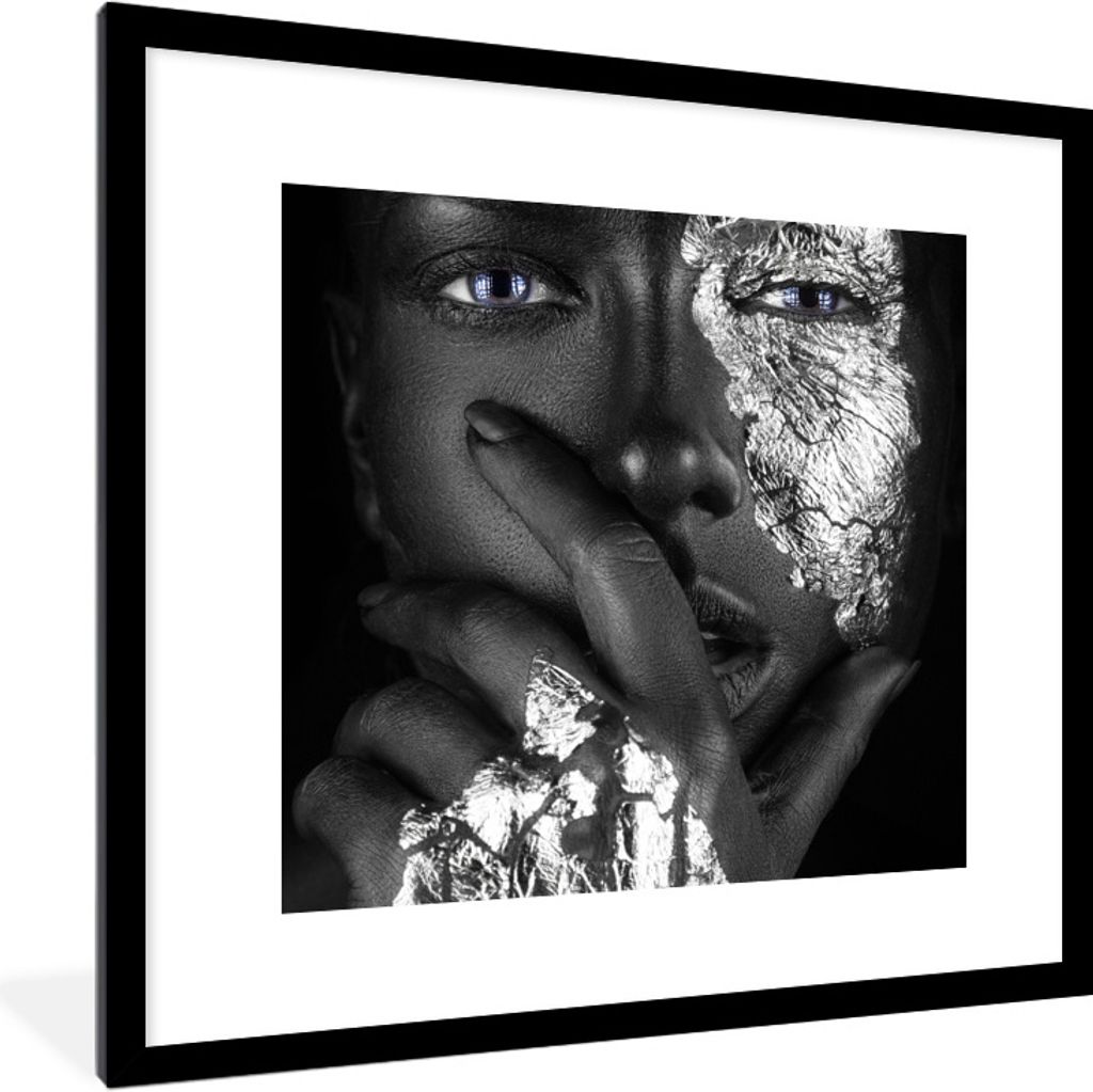 MuchoWow® Gerahmtes Poster Weiblich - Silber - Schwarz - Produktbild 