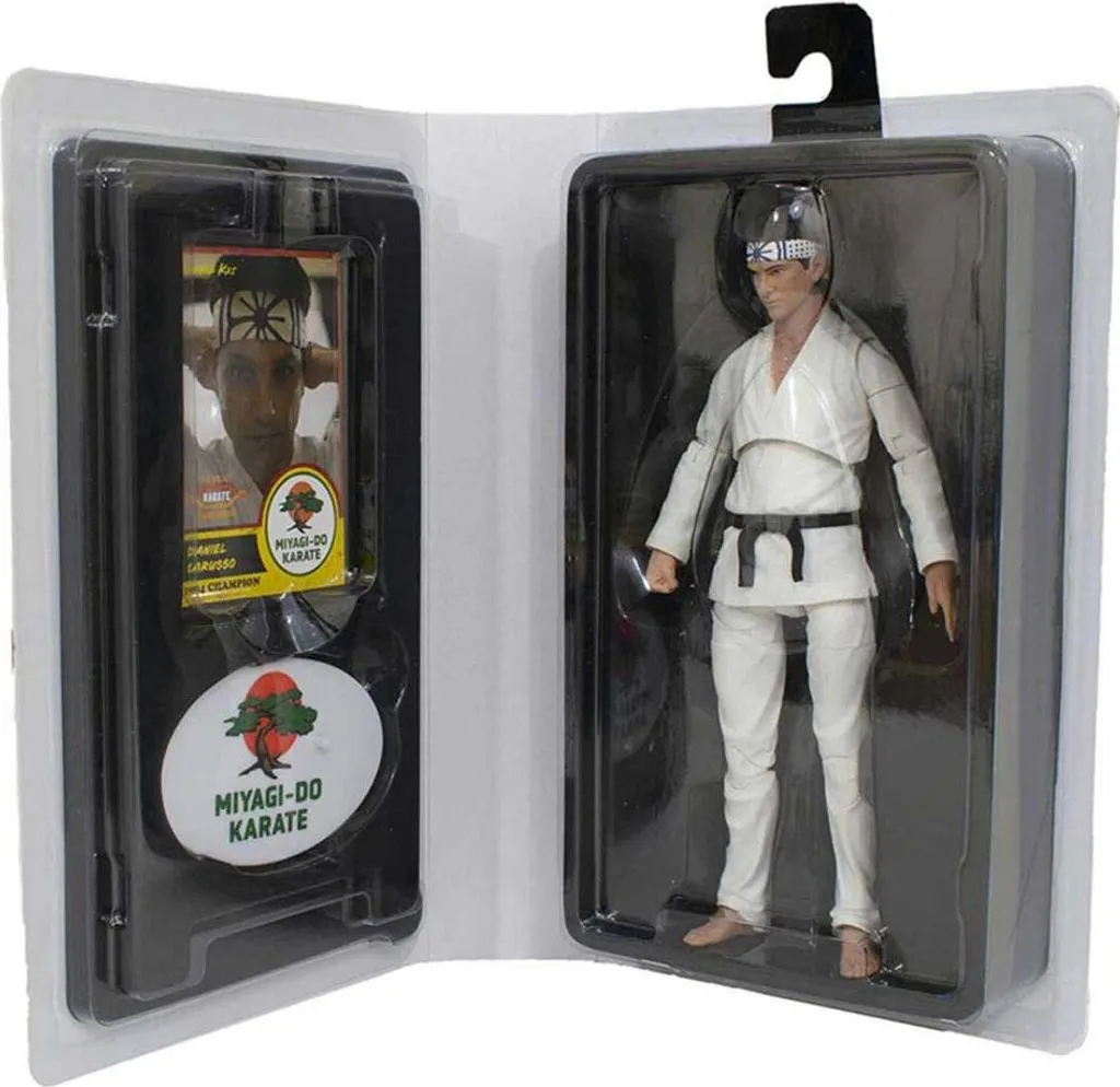 Figurine Daniel LaRusso Cobra Kai SDCC 2022 Diamond Select 18cm