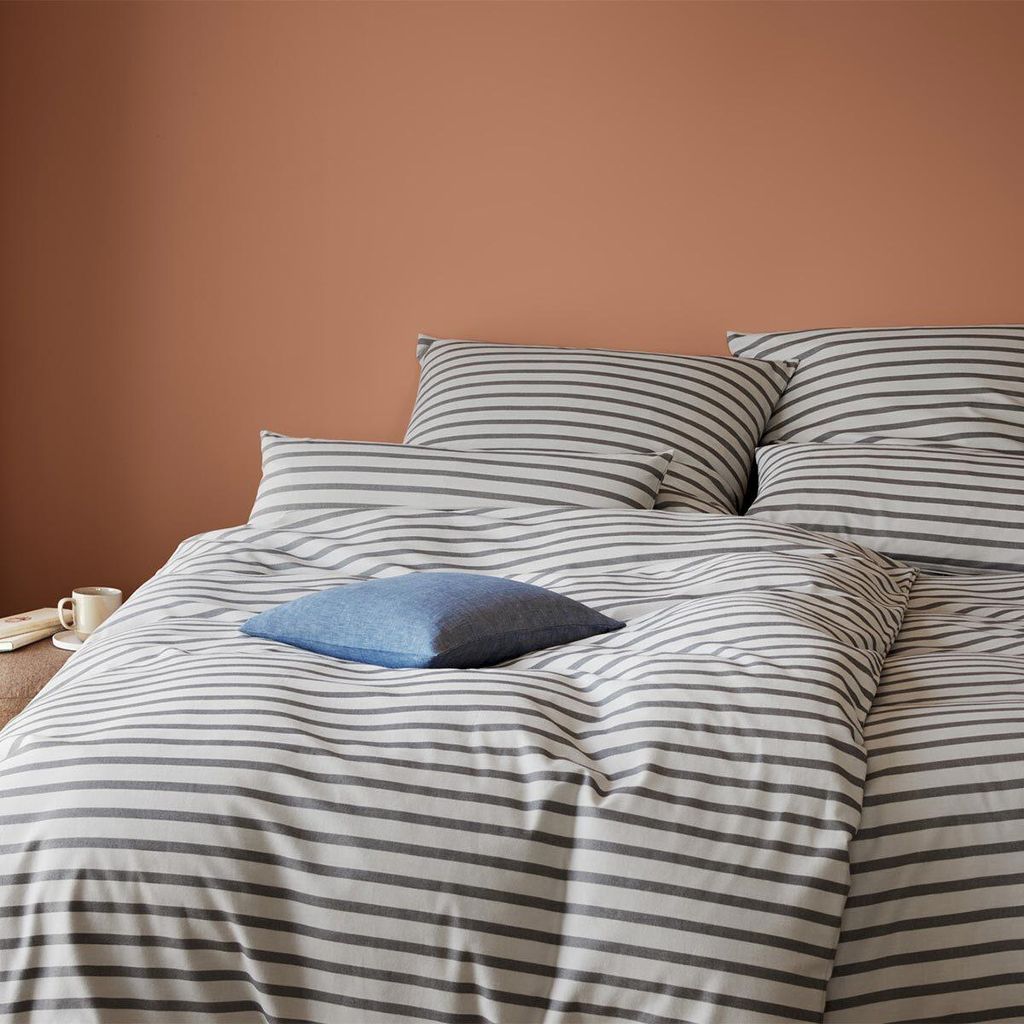 elegante Soft-Flanell-Bettwäsche-Garnitur Inverness Farbe Kiesel Größe 200x220+2x40x80