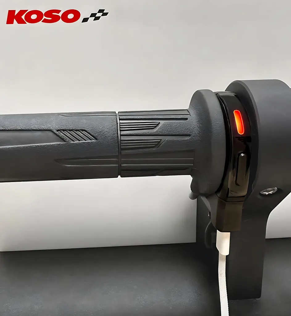 Commande de Guidon Koso Multifonction et Prise de Charge USB-C rapide - 4