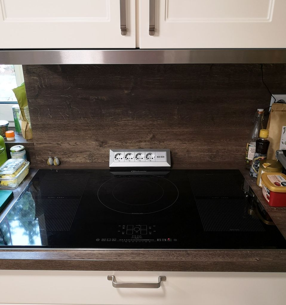 4-fach Steckdosenblock + 2x USB silber 250V/ 16A Produktbild 