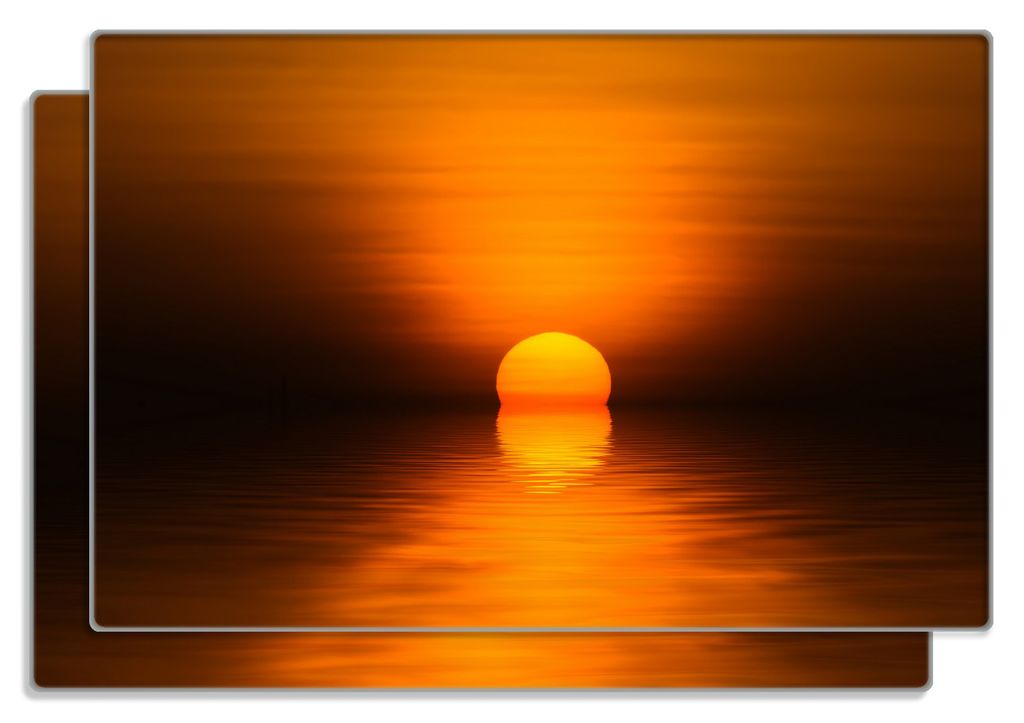 Wallario Frühstücksbrettchen 2er Set aus Glas, je 20 x 30 cm, mit rutschfesten Füßen, Motiv Sonnenuntergang über dem Wasser II